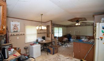 941 E Clayton Rd, Alderson, WV 24910