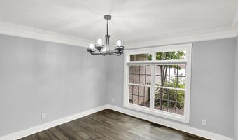 6686 Woodcrest Dr, Avon, IN 46123