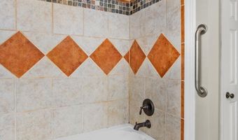 2068 Pine Lake Trl, Arab, AL 35016