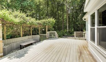 2012 BERMONDSEY Dr, Bowie, MD 20721