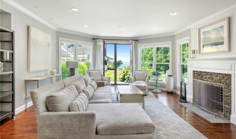 60 Van Wickle Ln, Bristol, RI 02809