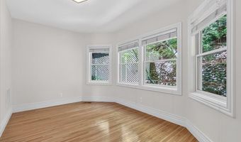 255 Scenic Dr, Ashland, OR 97520