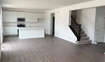 377 W Point Cir, Algonquin, IL 60102