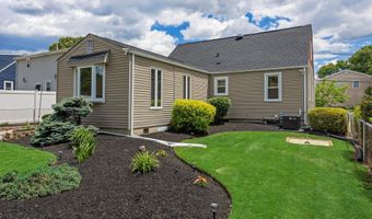 937 CLEMENTS BRIDGE Rd, Barrington, NJ 08007