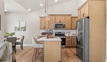 512 HORSESHOE Rd, Burns, WY 82053
