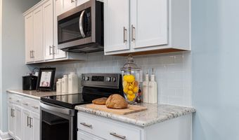1517 Two Notch Cir, Ash, NC 28420