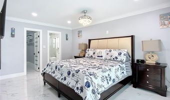 6531 SANTIAGO Ct, Apollo Beach, FL 33572