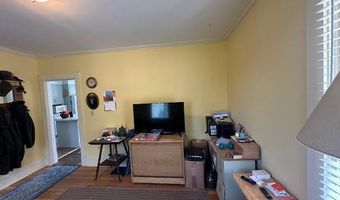 98 Bayview St, Belfast, ME 04915