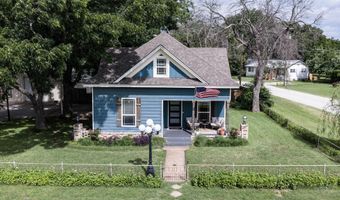200 S Crane St, Alvord, TX 76225