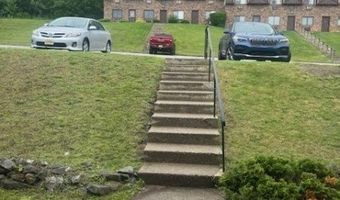 20 Great Gorge Ter, Alloway, NJ 07462