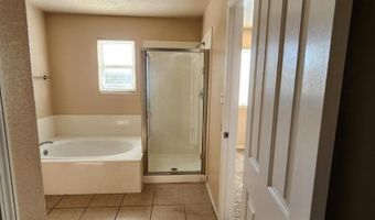 1735 Avenida Real NW, Albuquerque, NM 87105
