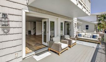 1766 BEACH Ave, Atlantic Beach, FL 32233