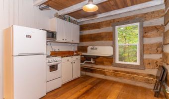 15791 Willow Creek Rd, Athens, OH 45701