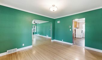 1002 Cedar St, Alexandria, MN 56308