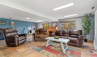 74500 240th St, Albert Lea, MN 56007