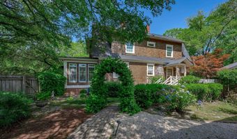 2012 Broad St, Camden, SC 29020