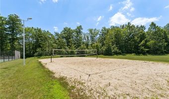 915 Cimarron Oval, Aurora, OH 44202