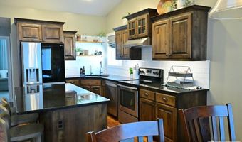 4213 Barton Ln, Ammon, ID 83406