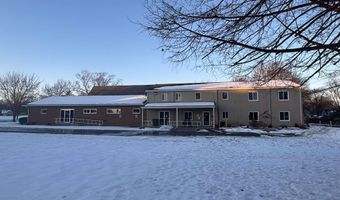 504 Pine Ave, Alma, MI 48801
