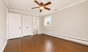2512 N KENILWORTH St, Arlington, VA 22207