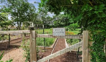 1812 N 150th St, Basehor, KS 66007