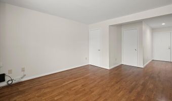 8908 BATTERY Pl #5, Bethesda, MD 20814