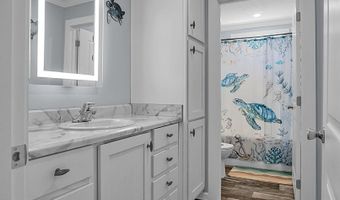 274 Rae Ln, Bonneau, SC 29431