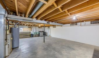 421 Country Club Dr, Batesville, IN 47006
