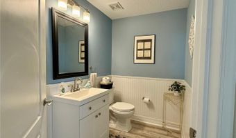 6418 MAYRA SHORES Ln, Apollo Beach, FL 33572