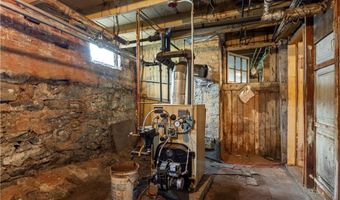 30 Pomham St, Cranston, RI 02910