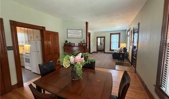 610 N 5th St, Atchison, KS 66002