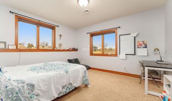 435 N Chestnut Blvd, Brandon, SD 57005