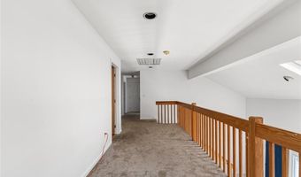8 Ashley Dr, Lincoln, RI 02865