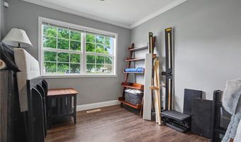 1223 Aurora Hill Dr, Aurora, OH 44202