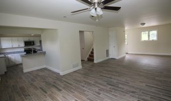 490 W DUCK CREEK Rd, Clayton, DE 19938