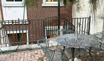 318 BAINBRIDGE St, Philadelphia, PA 19147