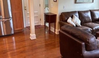 12 CATHERINE St 2, Newport, RI 02840
