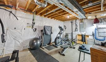319 31st St SW, Altoona, IA 50009