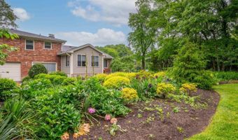 3115 Longmeadow Ln, Amberley, OH 45236