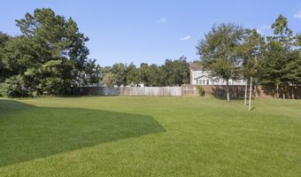 407 Goose Pointe Blvd, Biloxi, MS 39531