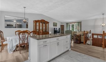 15 Driftwood Dr, Coventry, RI 02816