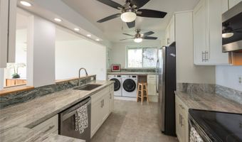 47-505 Lulani St, Kaneohe, HI 96744