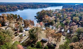 201 Lakeshore Dr, Eatonton, GA 31024