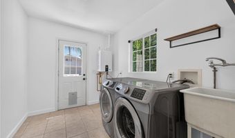 722 Royce St, Altadena, CA 91001