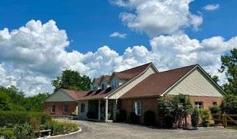6135 Martha Dr, Aurora, IN 47001