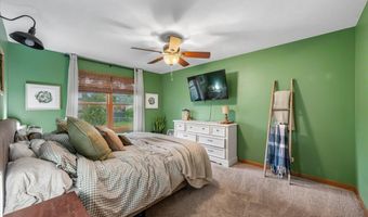 10118 Lund Ave, Algonquin, IL 60102