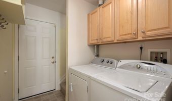 316 Pole Barn Dr, Asheville, NC 28806