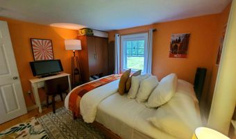 335 S Albany Rd, Albany, VT 05820