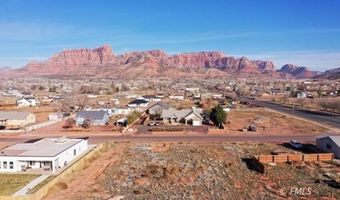 45 E Warren Ave, Colorado City, AZ 85021