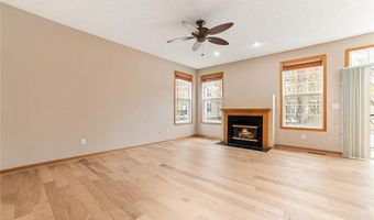 15726 Frisian Ln, Apple Valley, MN 55124